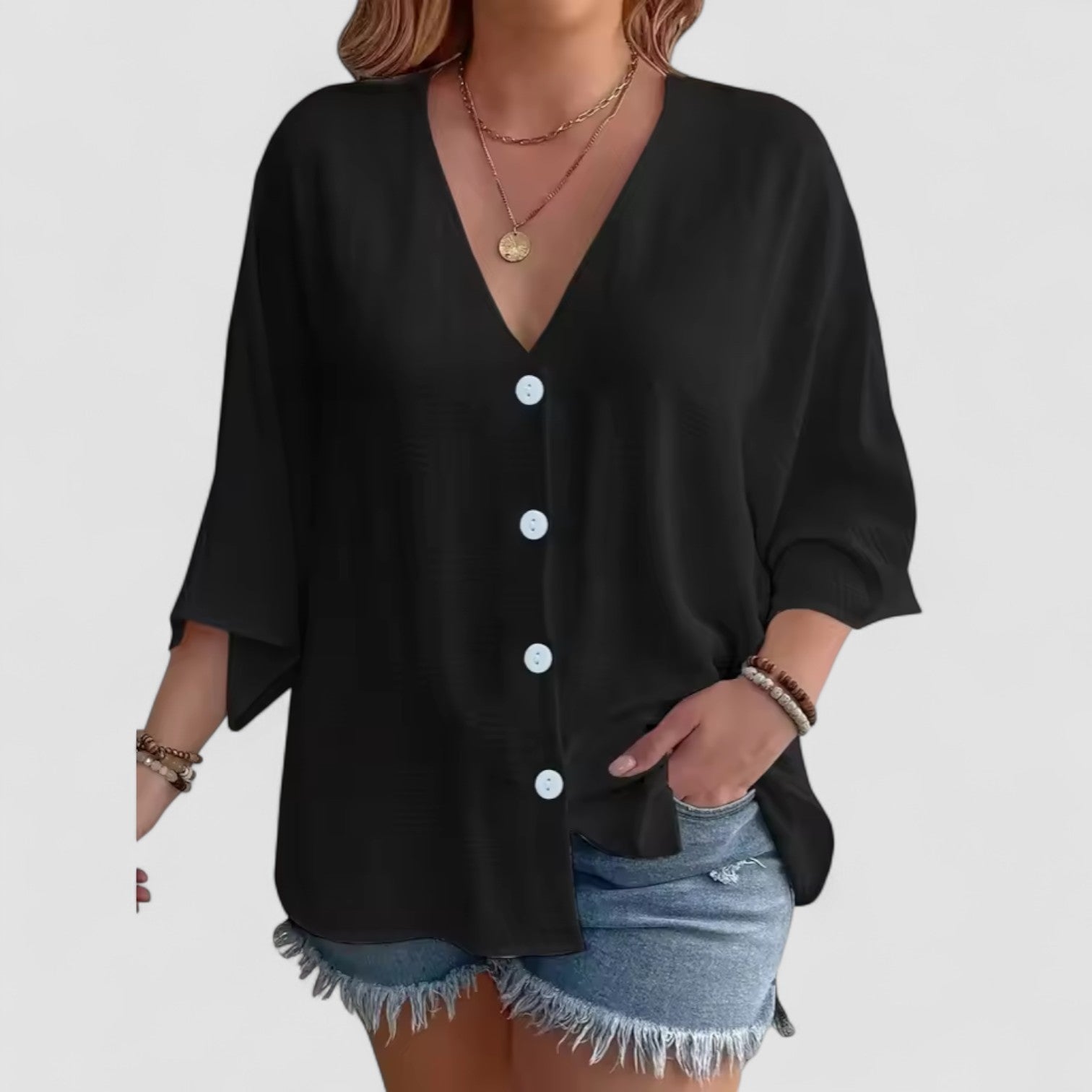 Sofie | Signe – Bluse med knaplukning og ¾-ærmer